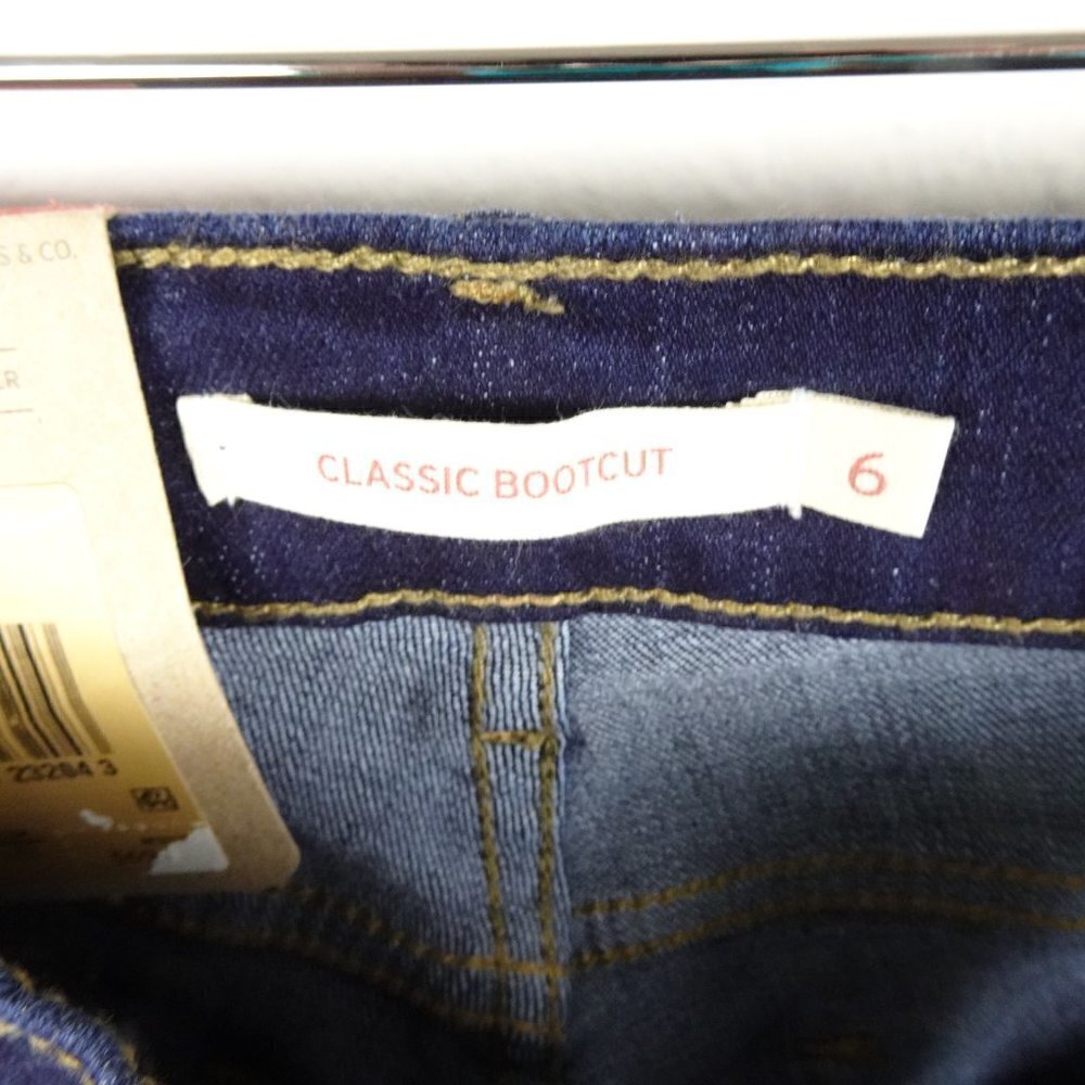 Levi's Classic Bootcut Jeans Women's Size 6 Blue Denim Stretch 28x32 - Picture 10 of 10